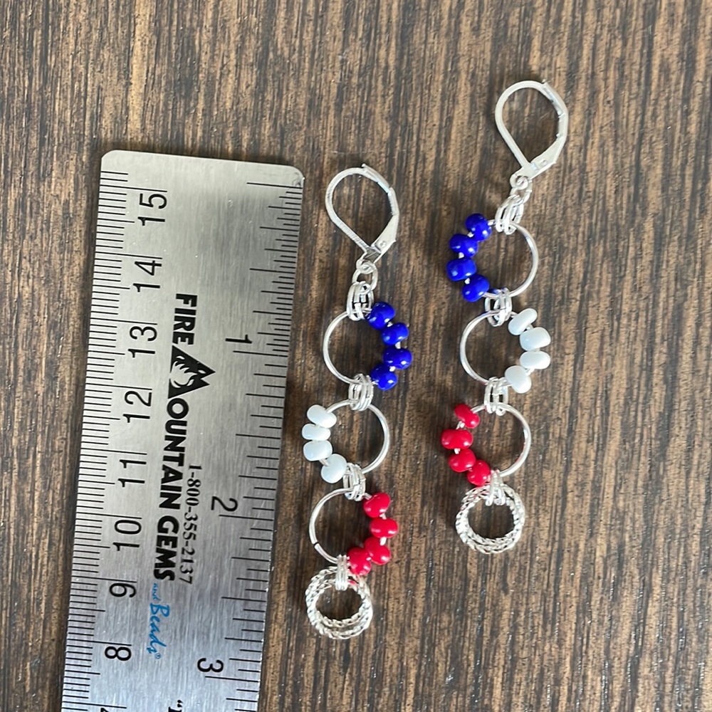 HAND CRAFTED RED WHITE AND BLUE EARRINGS - Picture 3 of 10